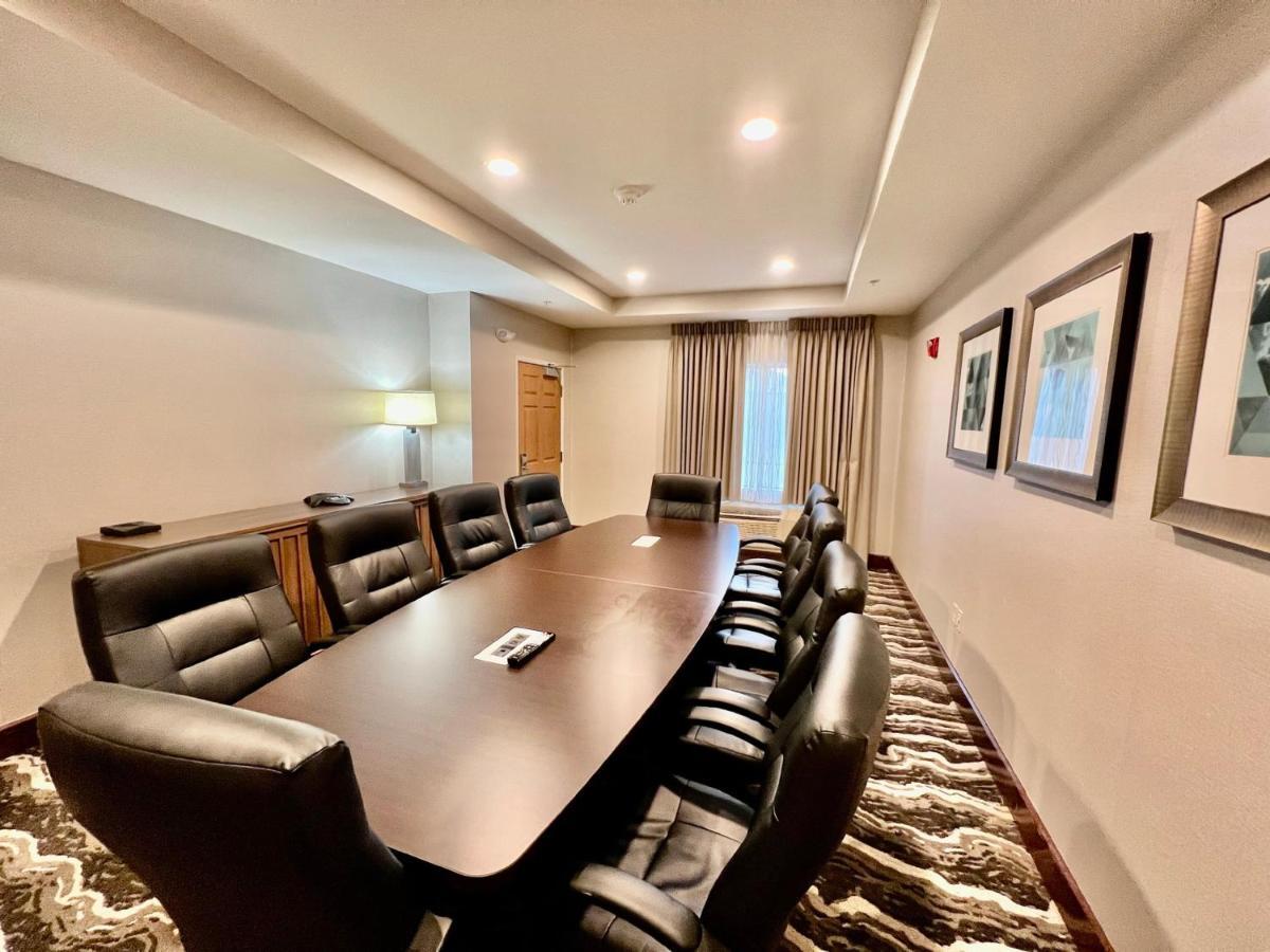 Staybridge Suites Detroit-Novi By Ihg Extérieur photo