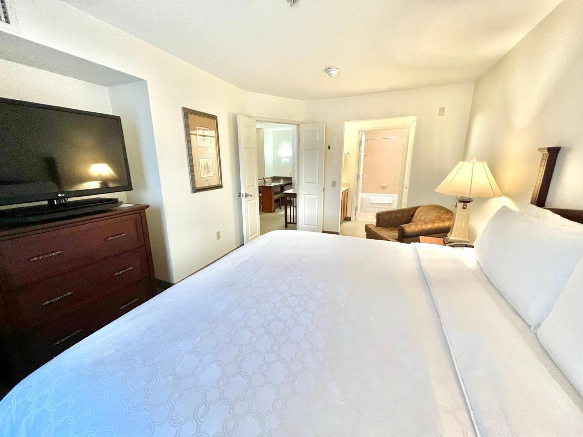 Staybridge Suites Detroit-Novi By Ihg Extérieur photo